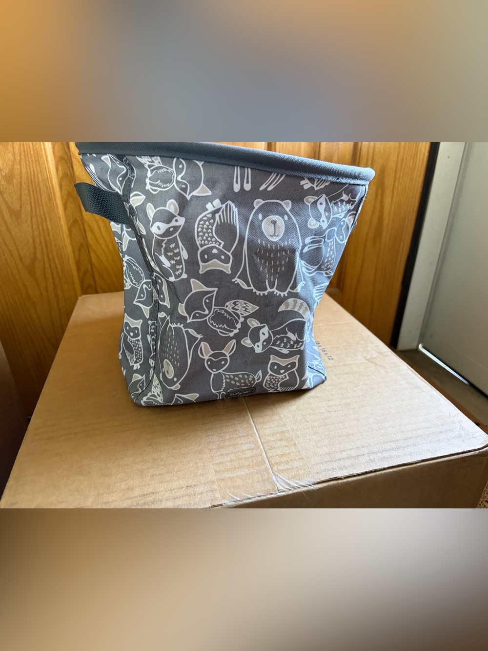 thirty-one Gray Woodland Animal Pattern Tote
